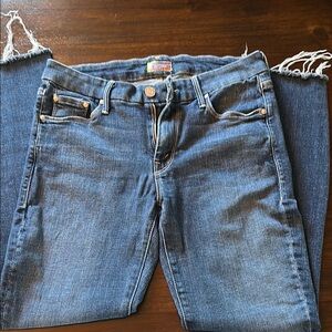 MOTHER Women's LOOKER Ankle Fray Jeans-girl crush wash.